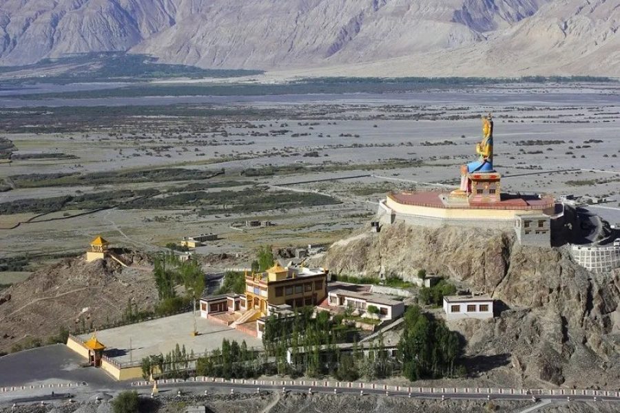 Ladakh circuit Srinagar-Leh-Manali-Delhi