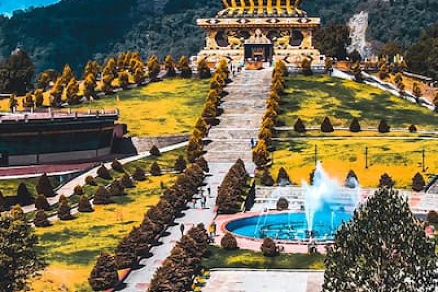 14 Days North East India Tour Package – Guwahati, Dirang, Tawang, Kaziranga & Shillong